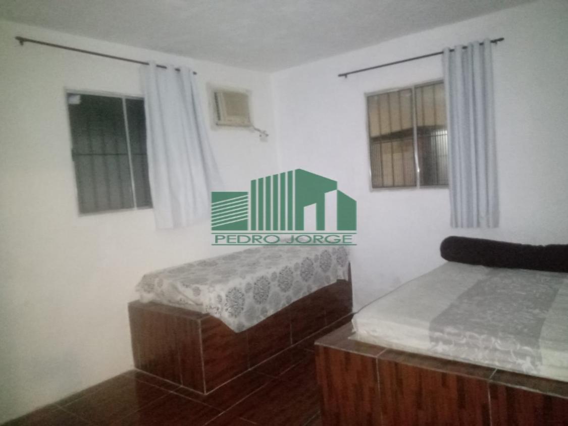 Casa à venda com 5 quartos, 200m² - Foto 5