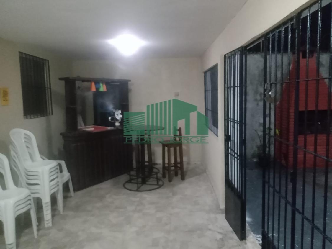 Casa à venda com 5 quartos, 200m² - Foto 11