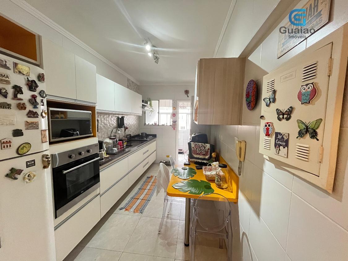 Apartamento à venda com 2 quartos, 70m² - Foto 4