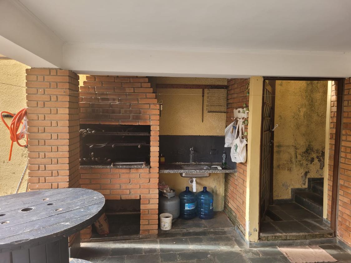 Casa de Condomínio à venda com 4 quartos, 200m² - Foto 3