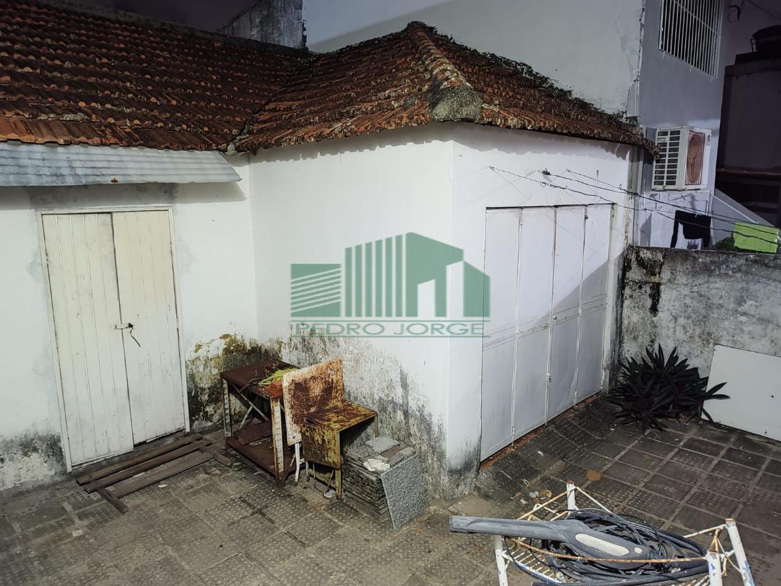 Casa para alugar com 4 quartos, 200m² - Foto 8