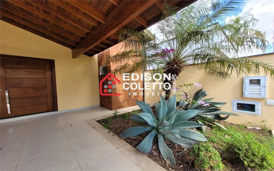 Casa de Condomínio à venda com 3 quartos, 127m² - Foto 1