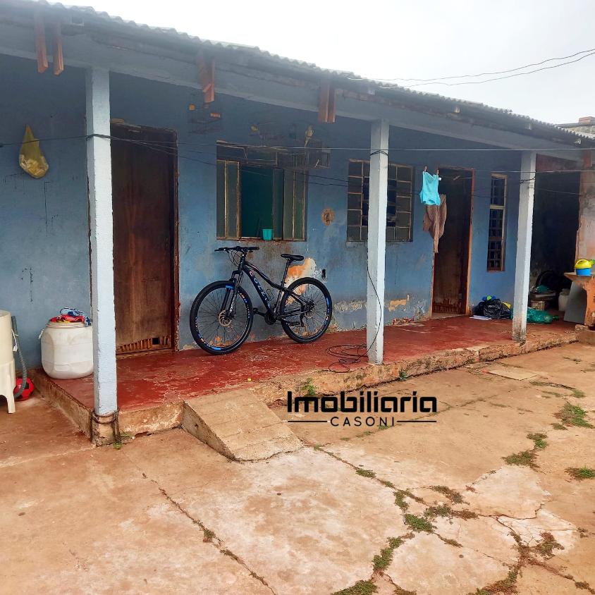 Casa à venda com 2 quartos, 300m² - Foto 12