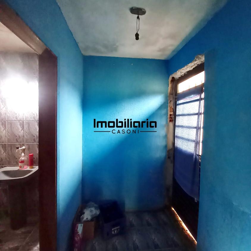 Casa à venda com 2 quartos, 300m² - Foto 10