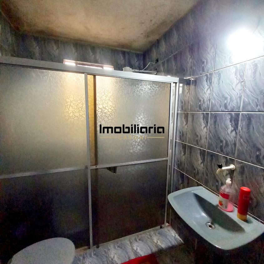 Casa à venda com 2 quartos, 300m² - Foto 9