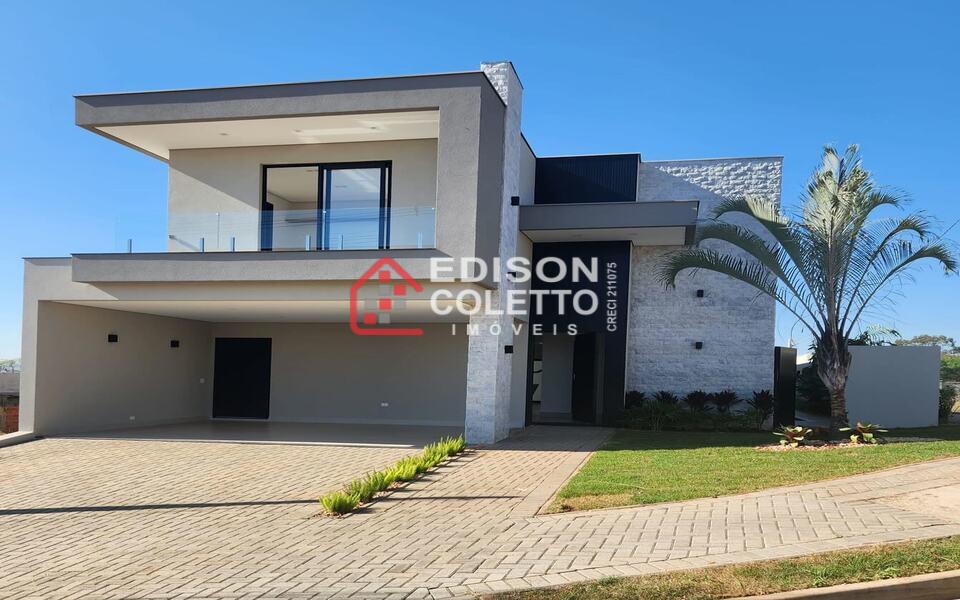 Casa de Condomínio à venda com 3 quartos, 240m² - Foto 1