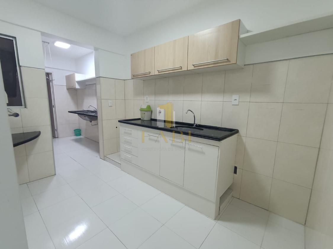 Apartamento à venda com 3 quartos, 95m² - Foto 15