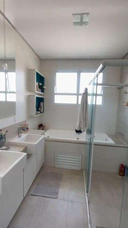 Casa de Condomínio à venda com 4 quartos, 300m² - Foto 8