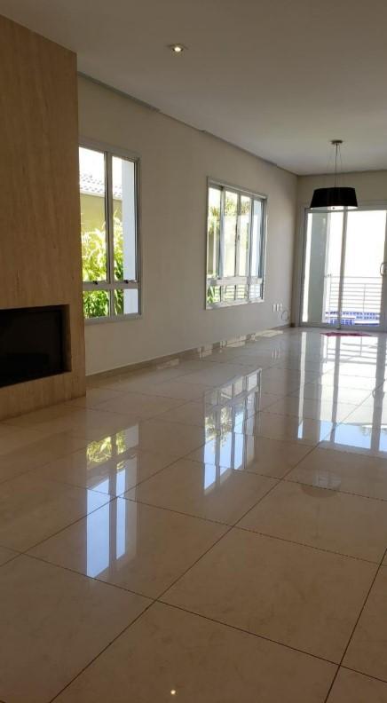 Casa de Condomínio à venda com 3 quartos, 257m² - Foto 9