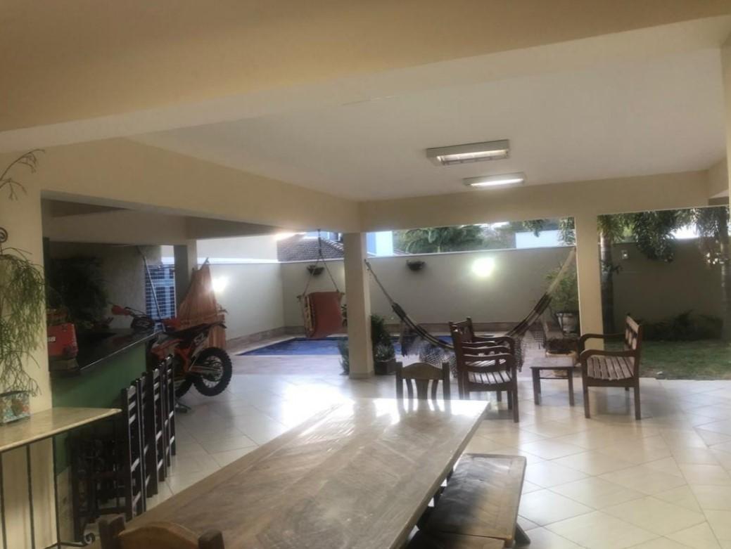 Casa de Condomínio à venda com 3 quartos, 360m² - Foto 4