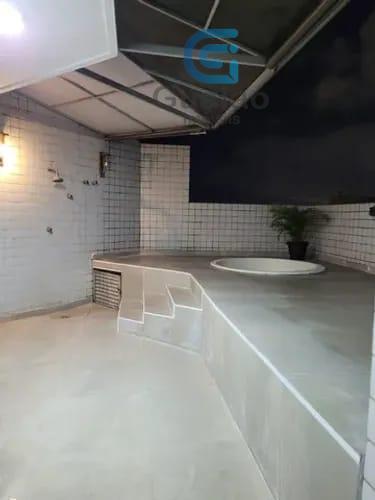 Apartamento para alugar com 3 quartos, 147m² - Foto 1