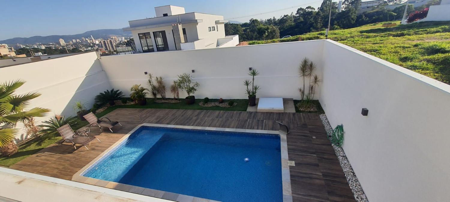 Casa de Condomínio à venda com 3 quartos, 296m² - Foto 1