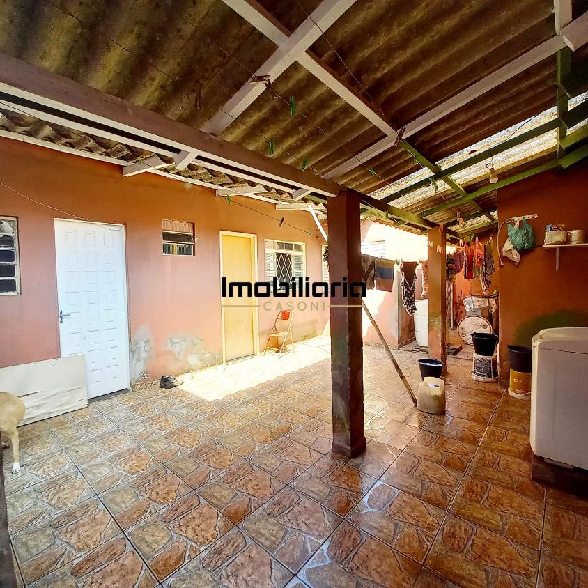 Casa à venda com 3 quartos, 300m² - Foto 15