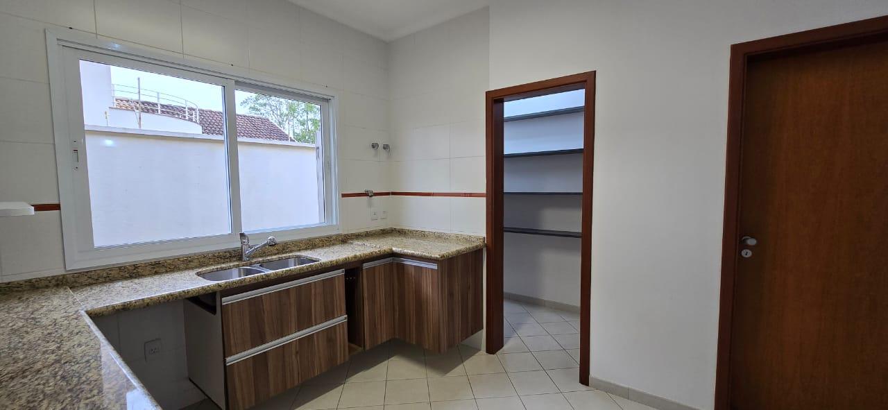 Casa de Condomínio à venda com 4 quartos, 350m² - Foto 11