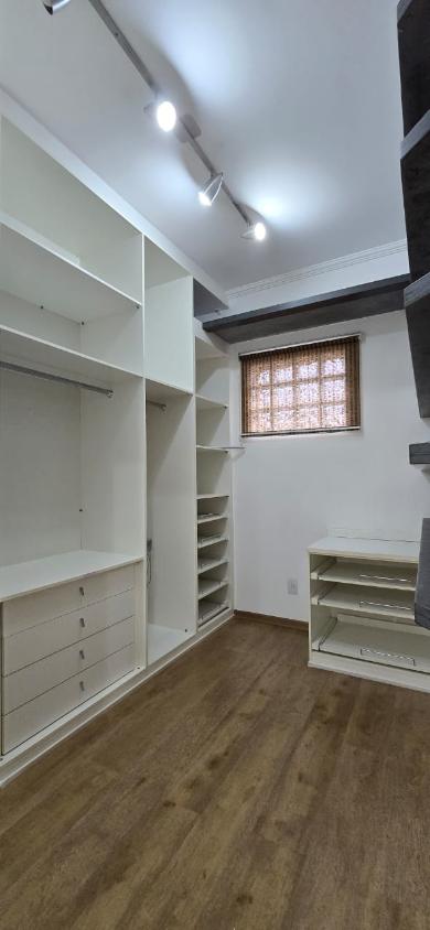 Casa de Condomínio à venda com 4 quartos, 350m² - Foto 18