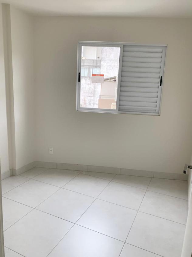 Apartamento à venda com 3 quartos, 135m² - Foto 12