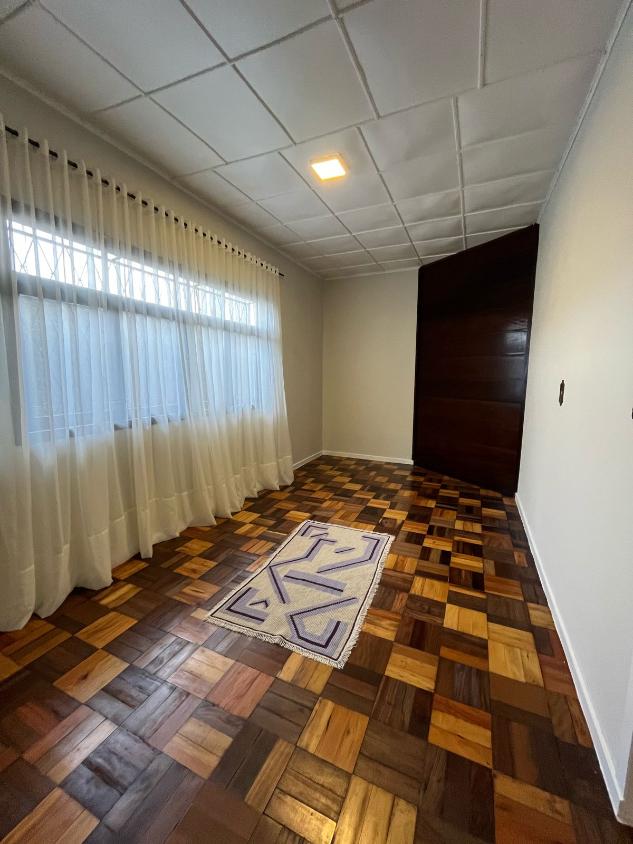 Casa à venda com 3 quartos, 350m² - Foto 11