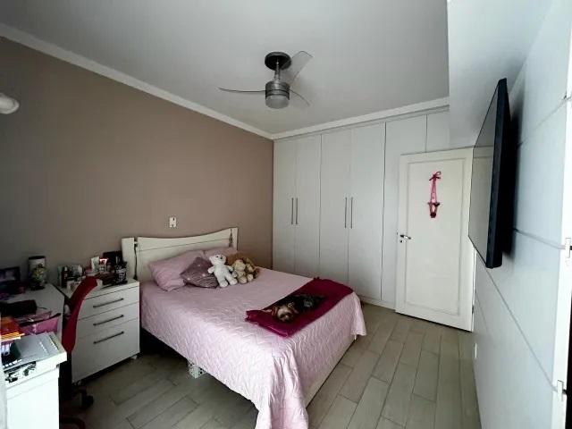 Apartamento à venda com 3 quartos, 157m² - Foto 9