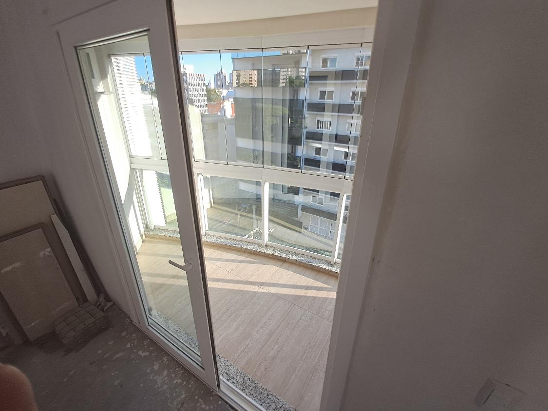 Apartamento à venda com 3 quartos, 240m² - Foto 12