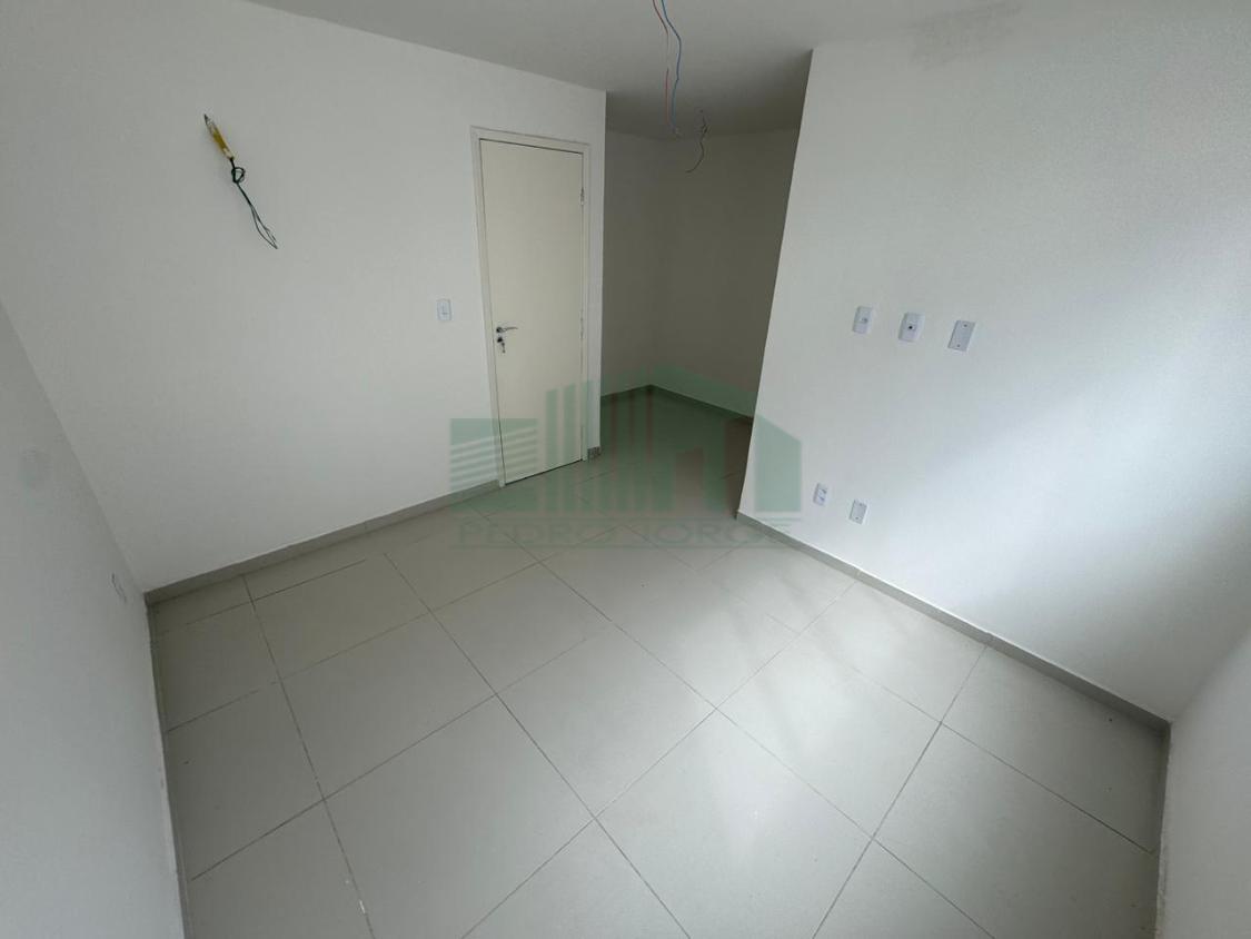 Casa à venda com 3 quartos, 80m² - Foto 5