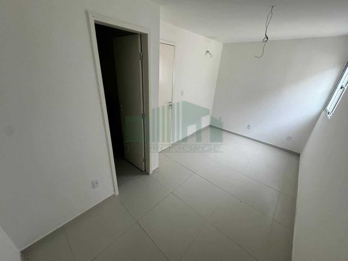 Casa à venda com 3 quartos, 80m² - Foto 10