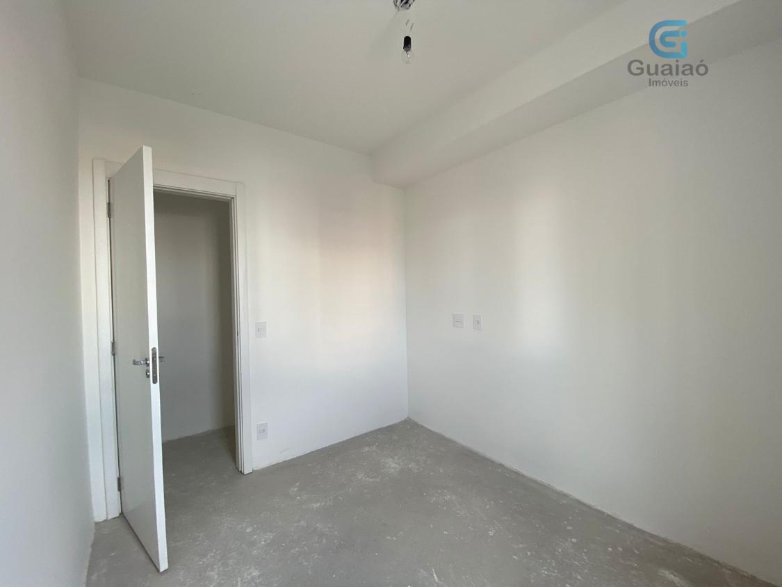 Apartamento à venda com 2 quartos, 62m² - Foto 7