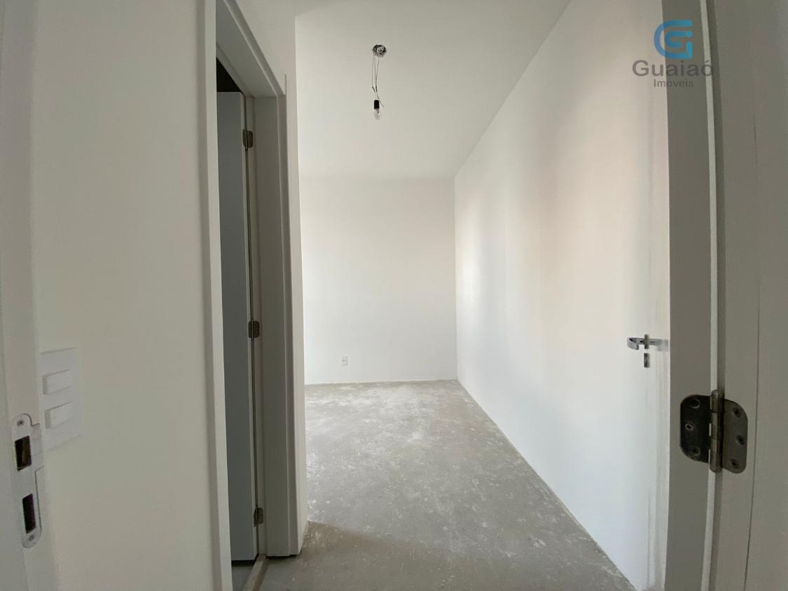 Apartamento à venda com 2 quartos, 62m² - Foto 8