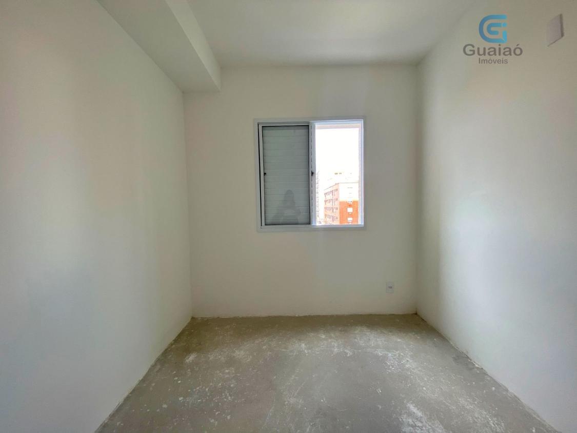 Apartamento à venda com 2 quartos, 62m² - Foto 11