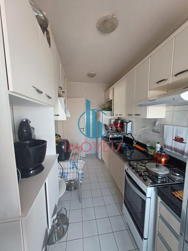 Apartamento à venda com 3 quartos, 72m² - Foto 18