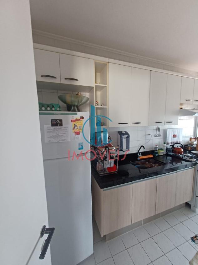 Apartamento à venda com 3 quartos, 72m² - Foto 19