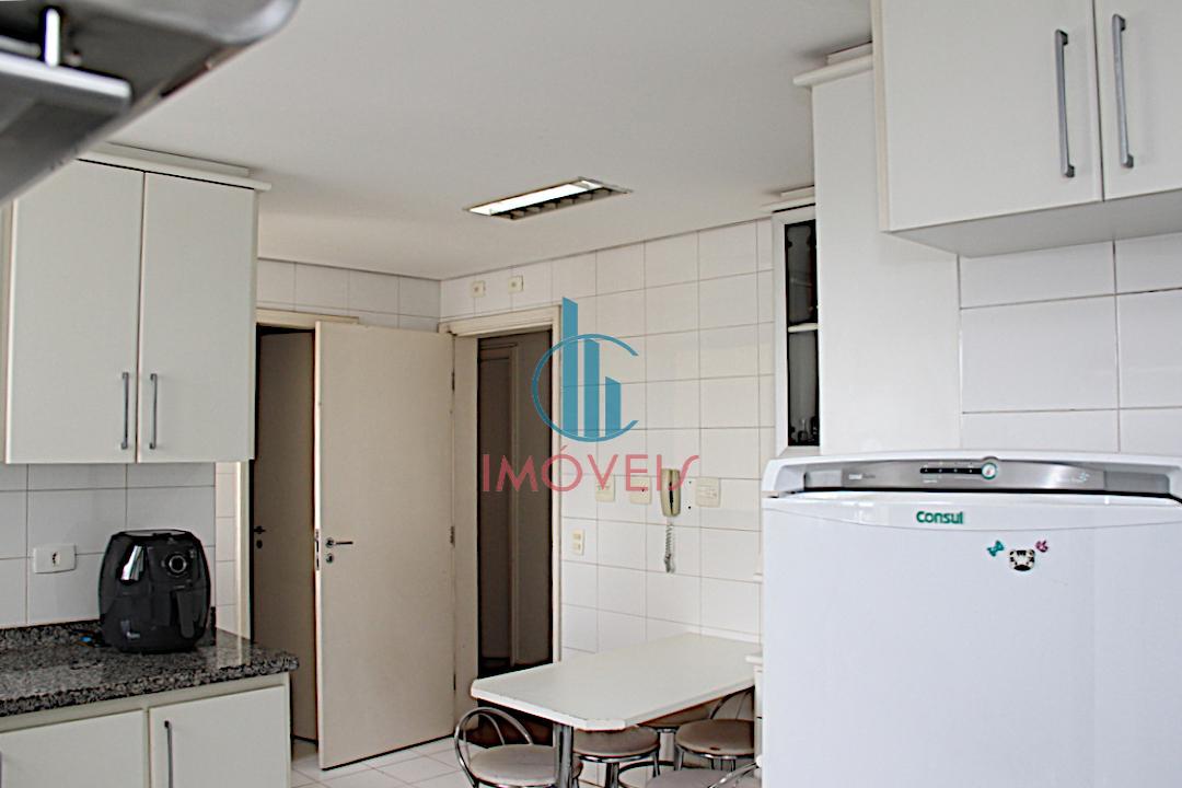 Apartamento à venda com 4 quartos, 154m² - Foto 15