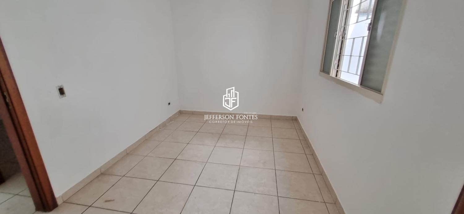 Casa à venda com 3 quartos, 101m² - Foto 11