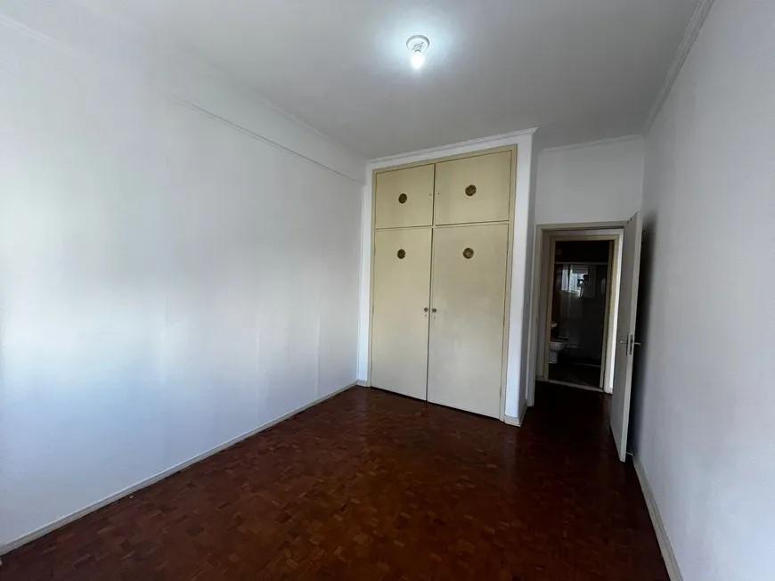 Apartamento para alugar com 3 quartos, 120m² - Foto 2