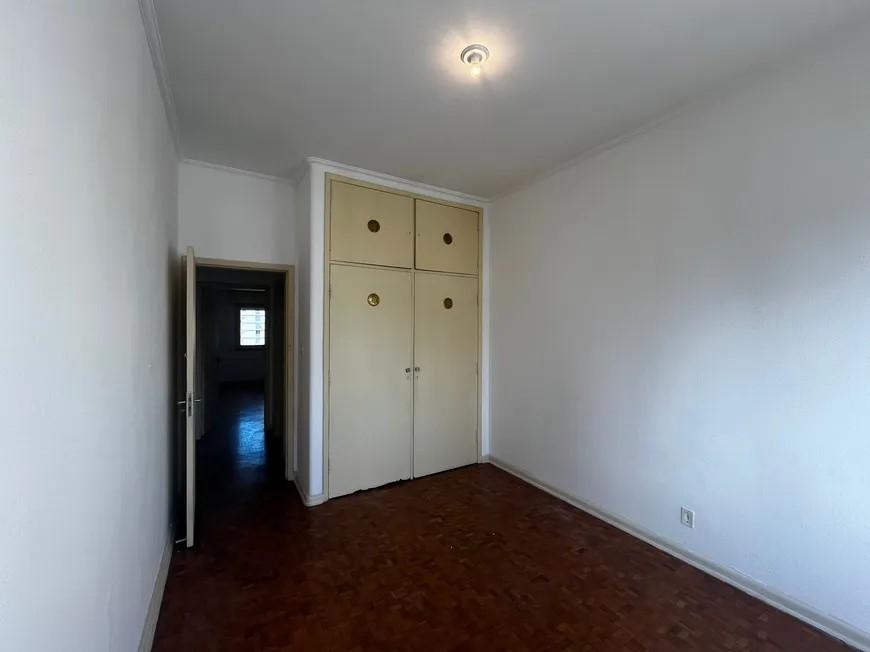 Apartamento para alugar com 3 quartos, 120m² - Foto 3