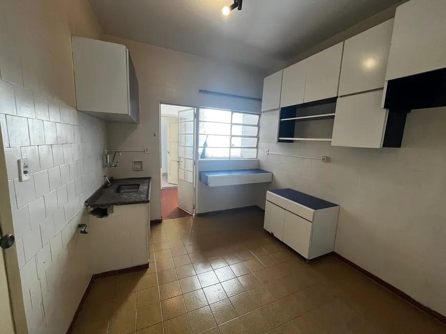 Apartamento para alugar com 3 quartos, 120m² - Foto 8