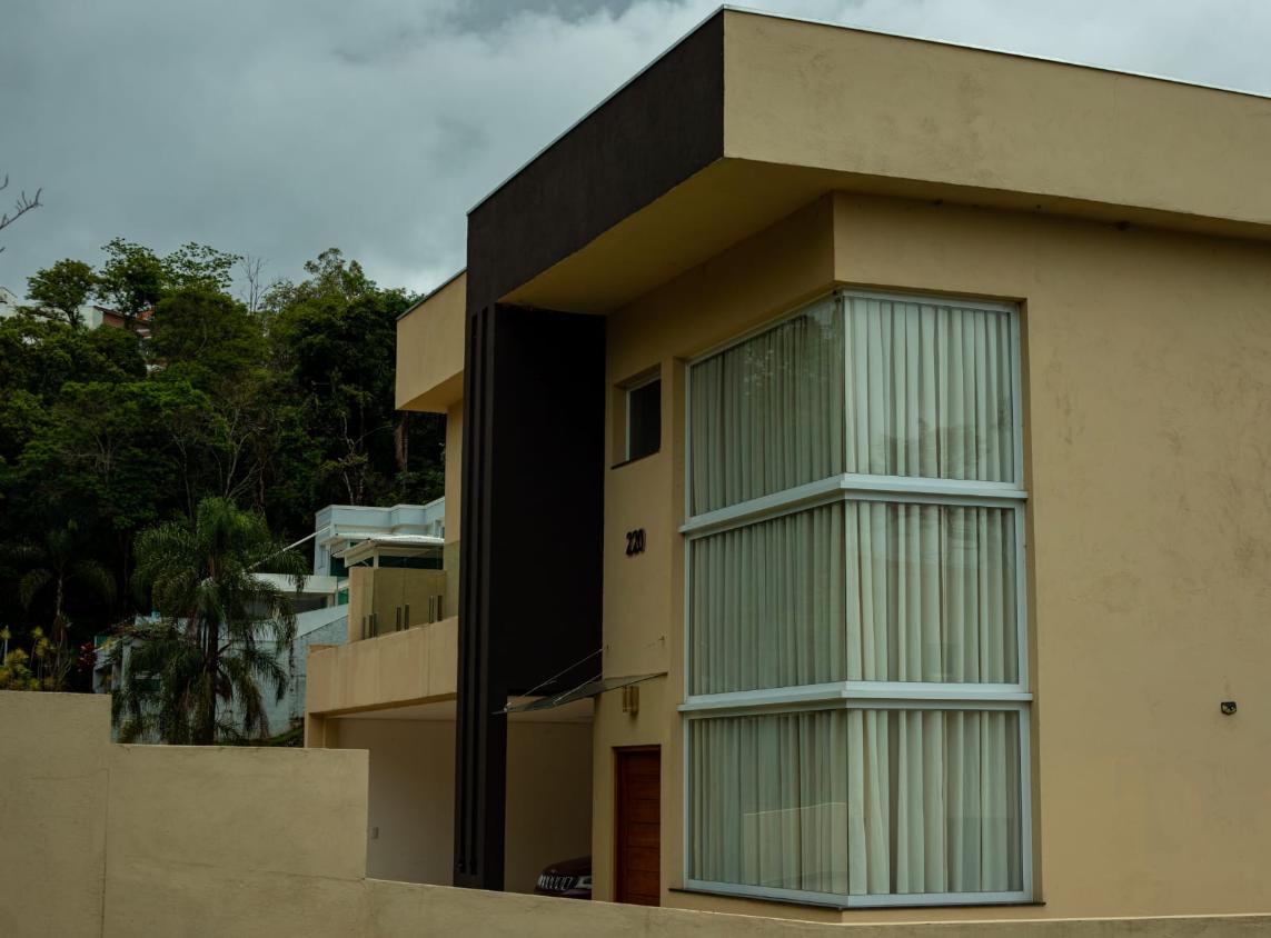 Casa de Condomínio à venda com 4 quartos, 352m² - Foto 24