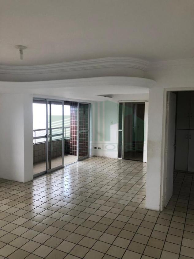 Apartamento à venda com 3 quartos, 120m² - Foto 1