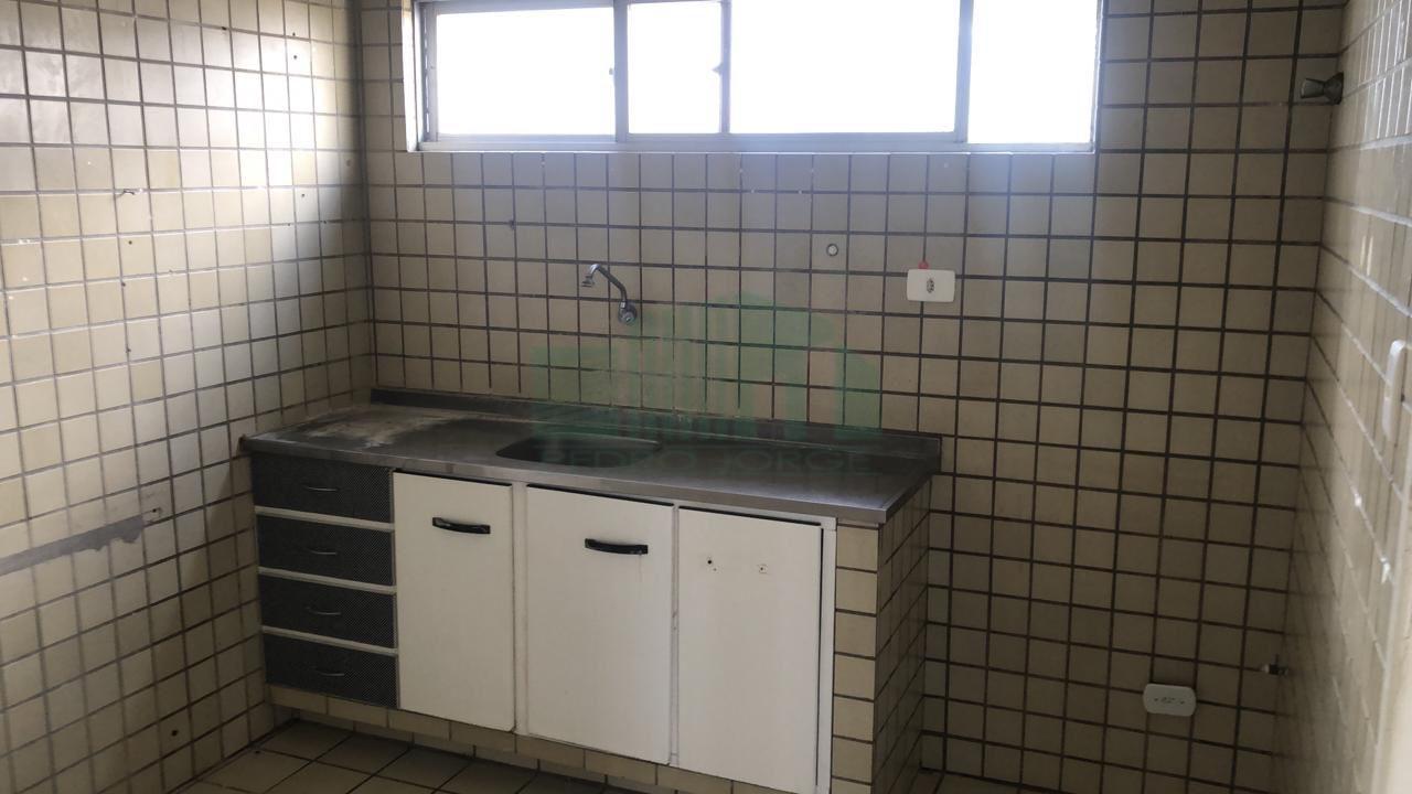 Apartamento à venda com 3 quartos, 120m² - Foto 19