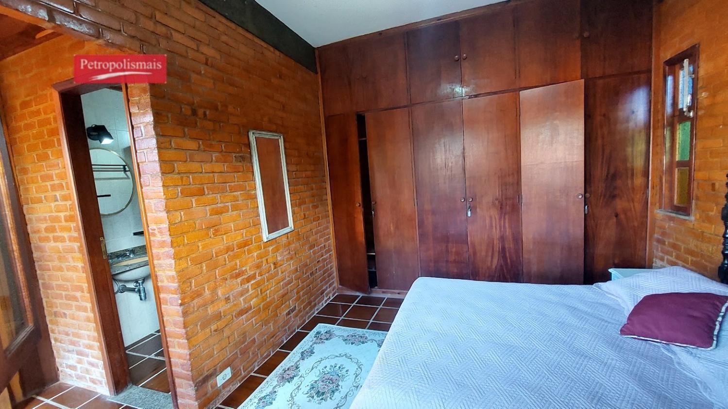 Casa à venda com 8 quartos, 610m² - Foto 9