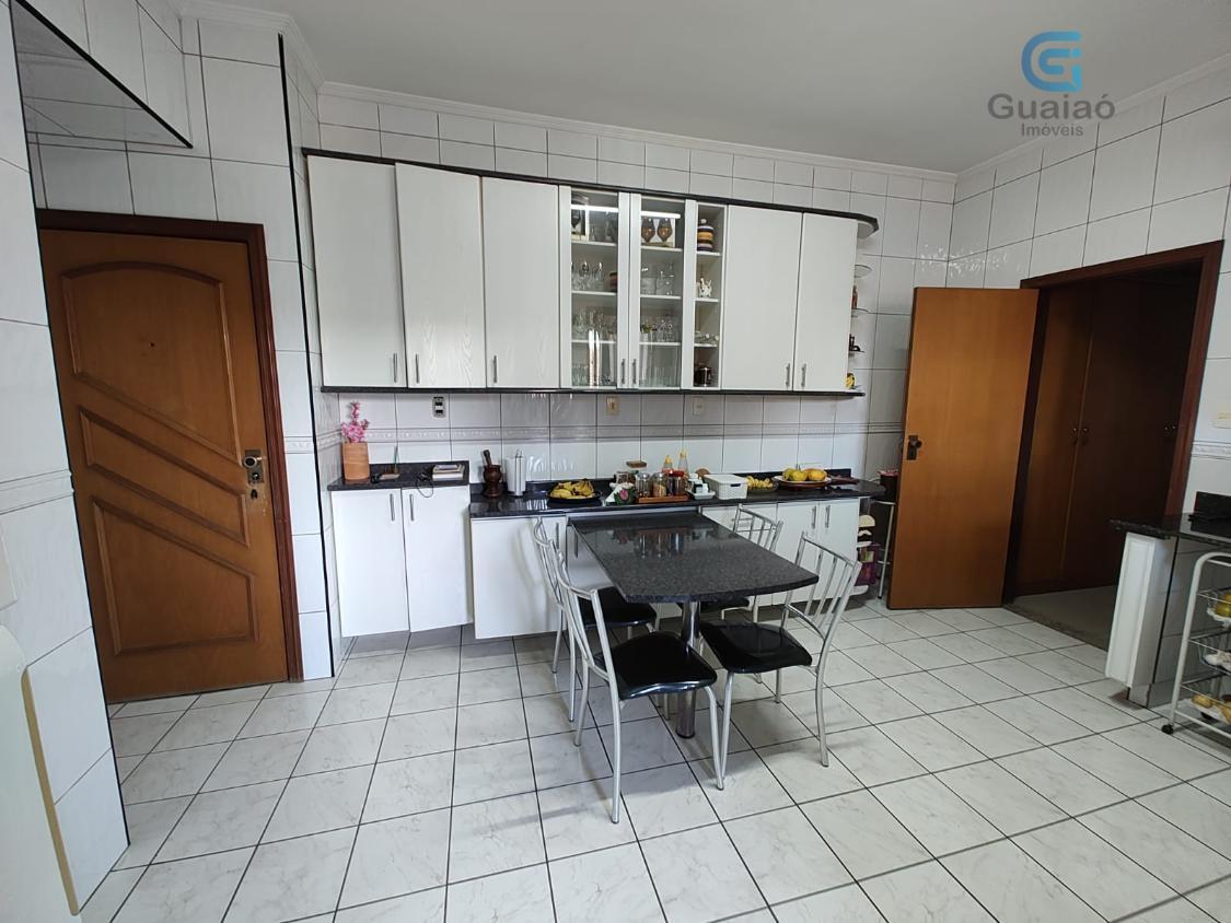 Apartamento à venda com 3 quartos, 150m² - Foto 29