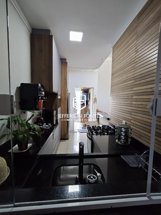 Casa à venda com 2 quartos, 100m² - Foto 45