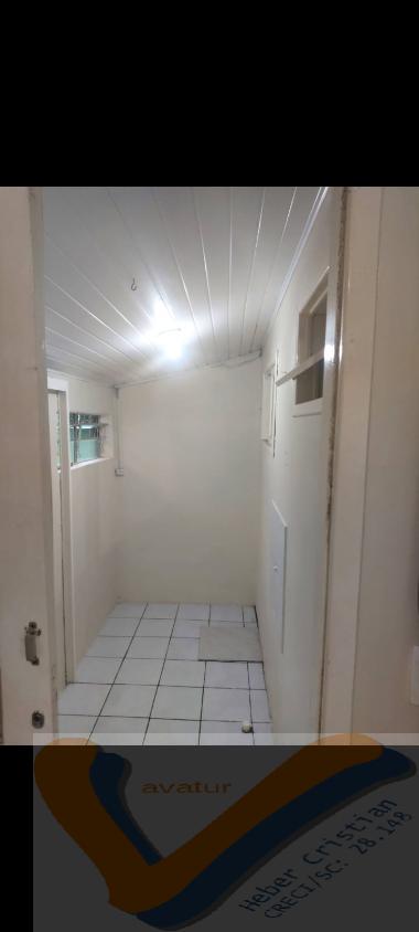 Casa à venda com 3 quartos, 80m² - Foto 11