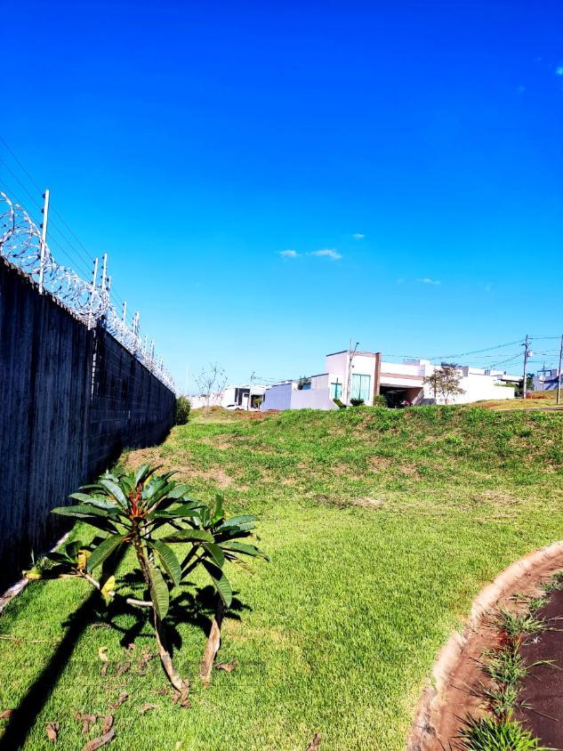 Terreno à venda, 327m² - Foto 1