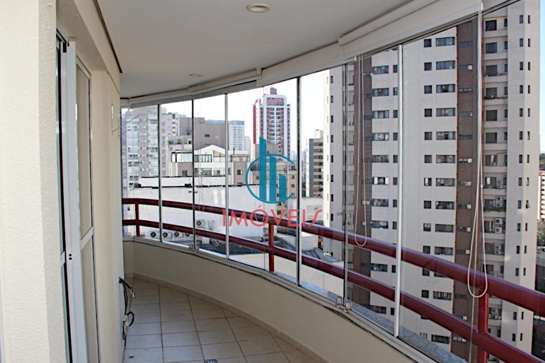 Apartamento à venda com 4 quartos, 154m² - Foto 4