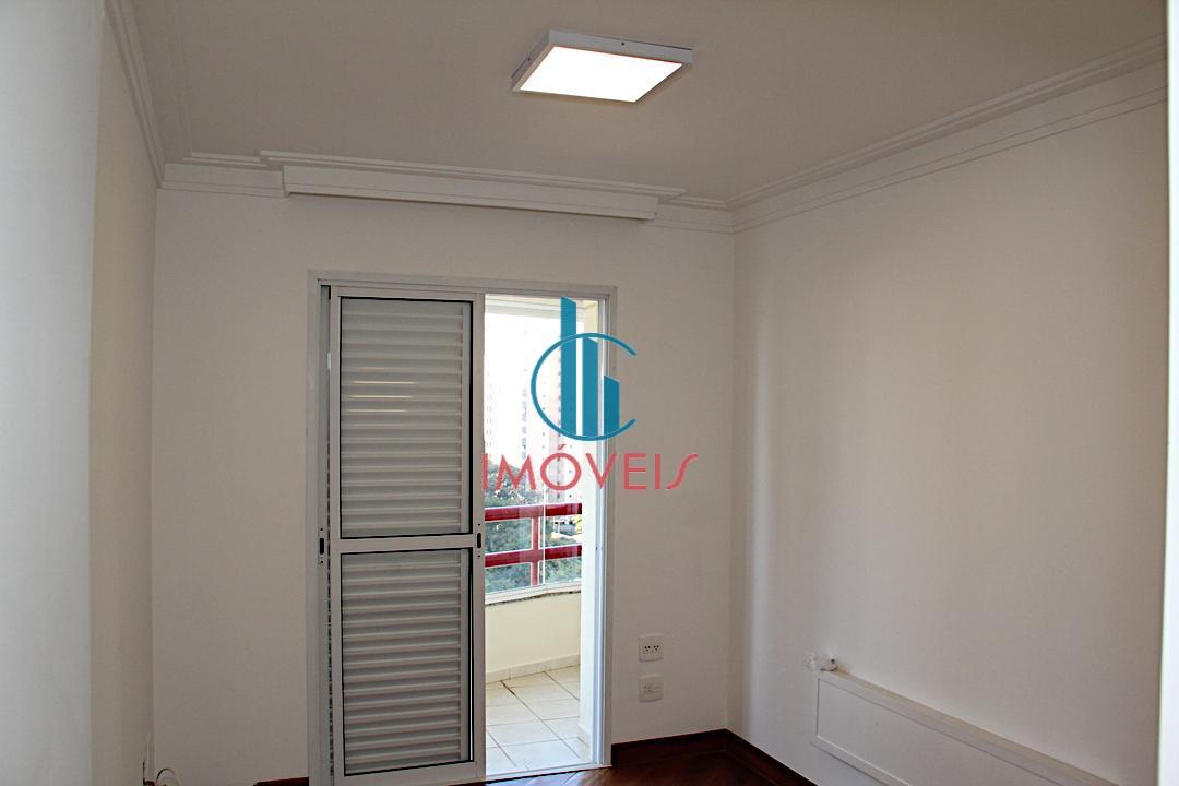 Apartamento à venda com 4 quartos, 154m² - Foto 14