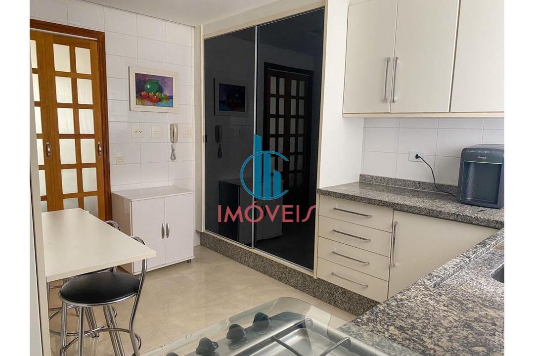 Apartamento à venda com 4 quartos, 154m² - Foto 10