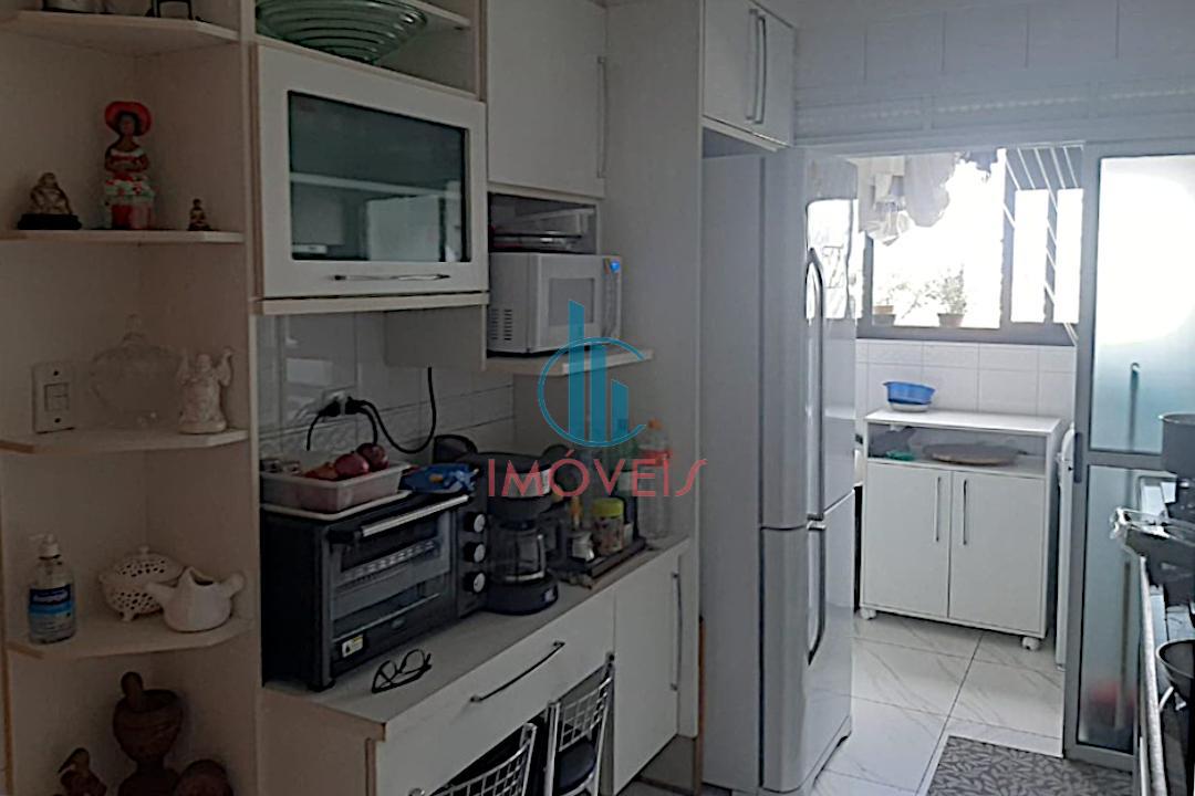 Apartamento à venda com 3 quartos, 100m² - Foto 9