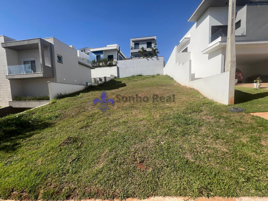 Terreno à venda, 322m² - Foto 1