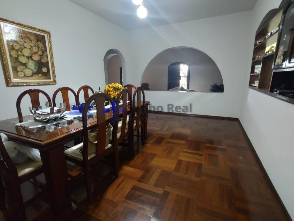 Casa à venda com 3 quartos, 315m² - Foto 11