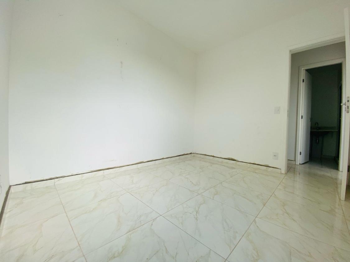 Apartamento à venda com 2 quartos, 67m² - Foto 7